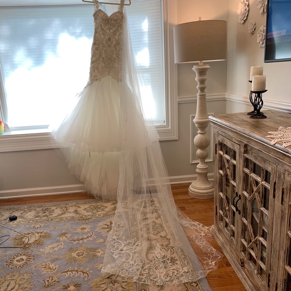 Casablanca Bridal Wedding Dress sz 6 💕